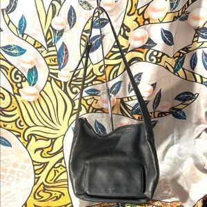 Stone Mountain Accessories Black Shoulder Bag